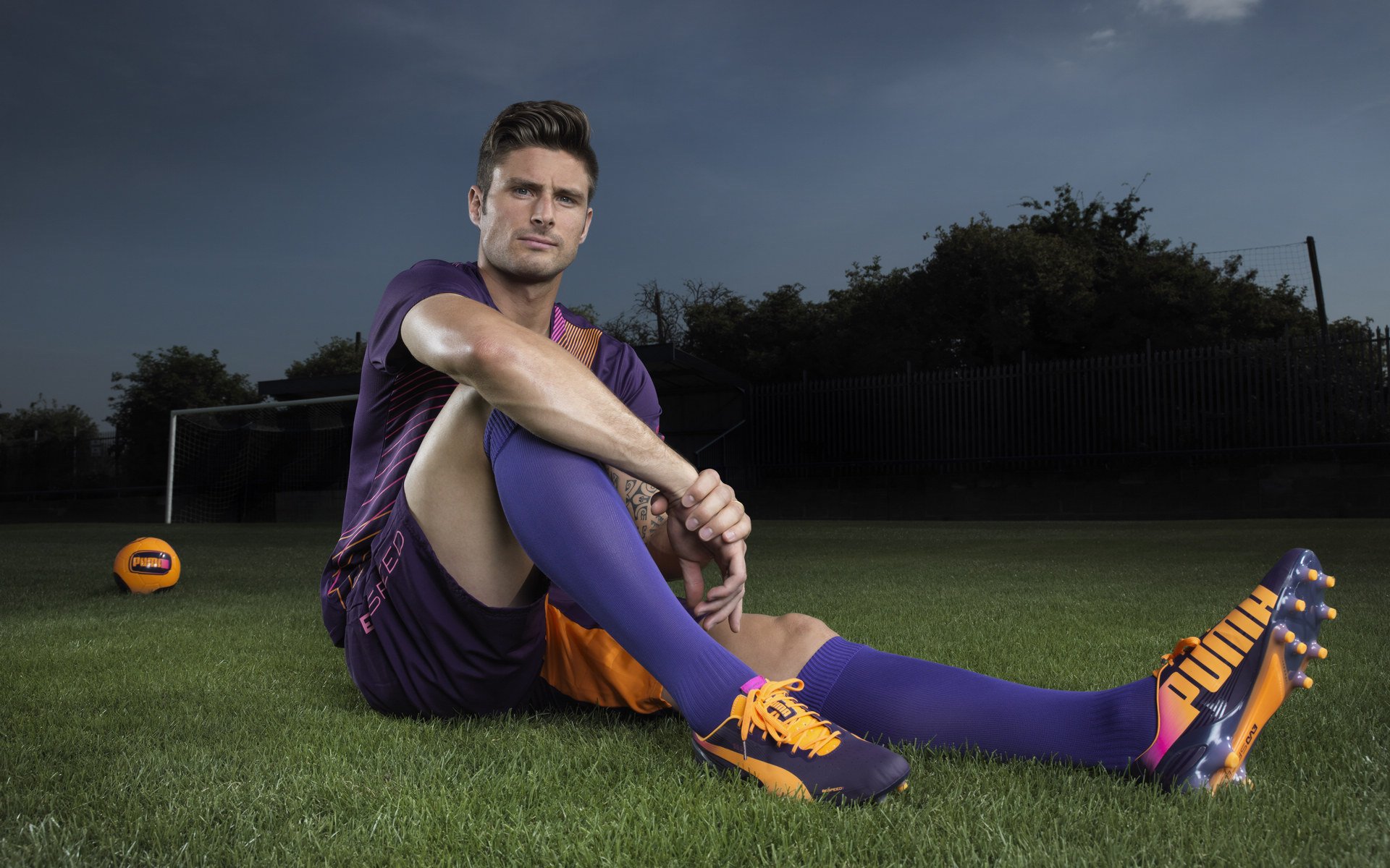 世界杯精彩四射：场上场下激情无限，世界杯精彩过人