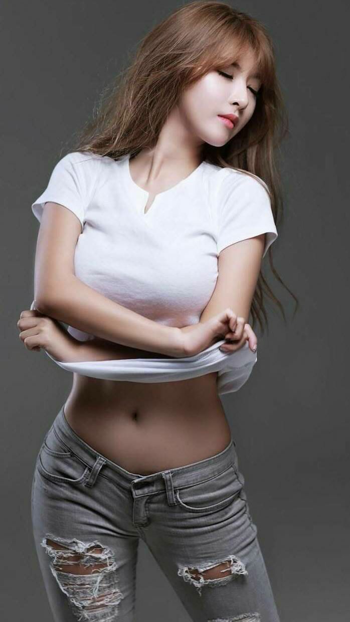 开云官方网站-产业资本蜂拥而入，推动电竞从单一比赛向多元生态转变，电竞产业模式